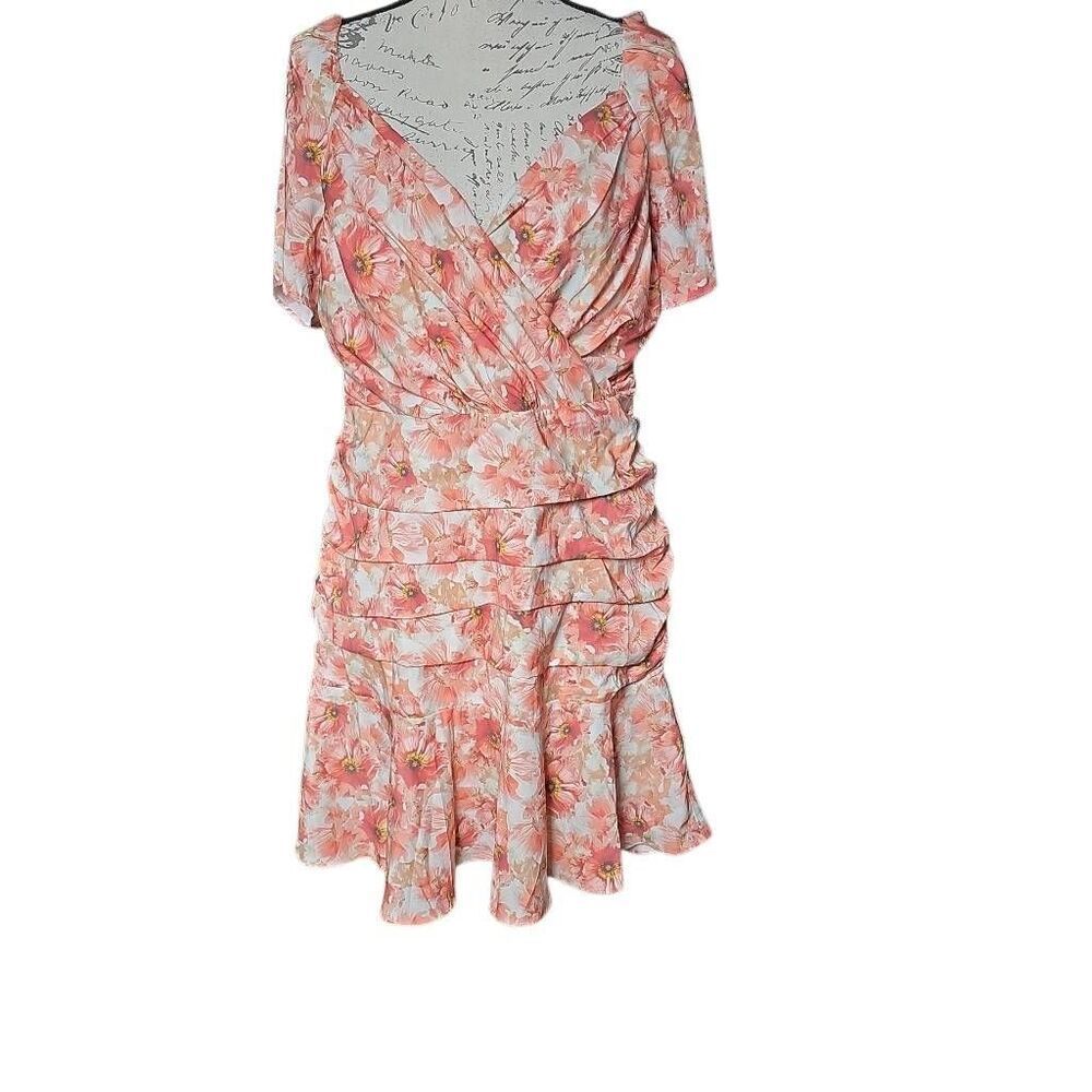 Express Women's 14 Pink Coral Floral Print Side Ruched VNeck Dress